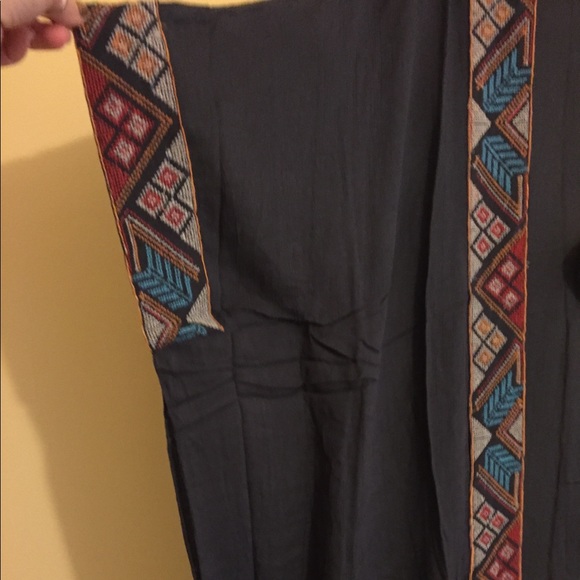 🆕NWT: Z&L EUROPE EMBROIDERED KIMONO - Picture 4 of 9